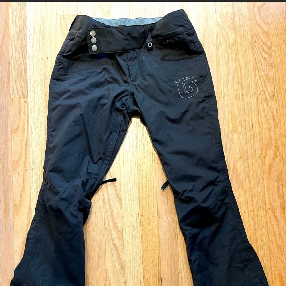 Burton womens flare snow pants size xs, super flattering